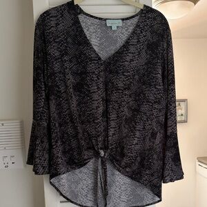 Veronica M Monochrome Patterned Top